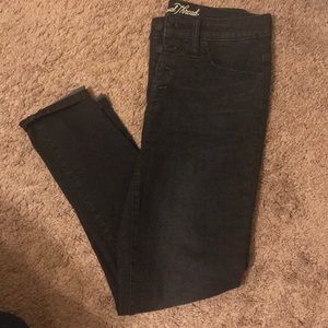 Universal thread